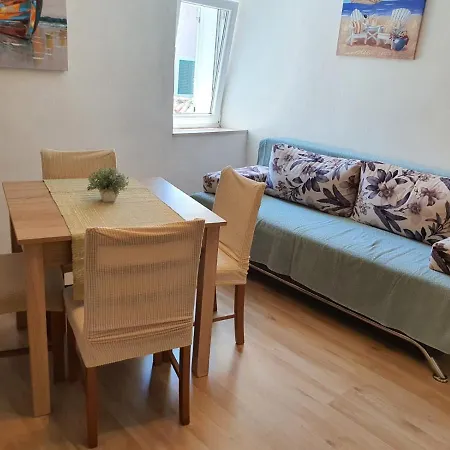 Appartement Leni *
